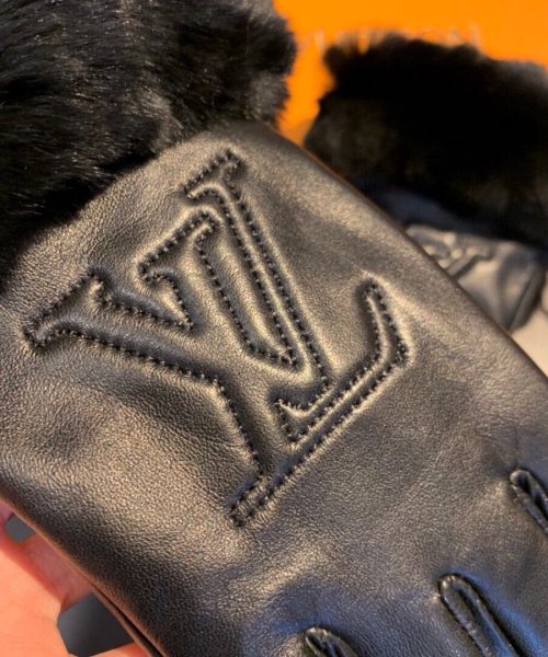 Louis Vuitton Gloves In Black