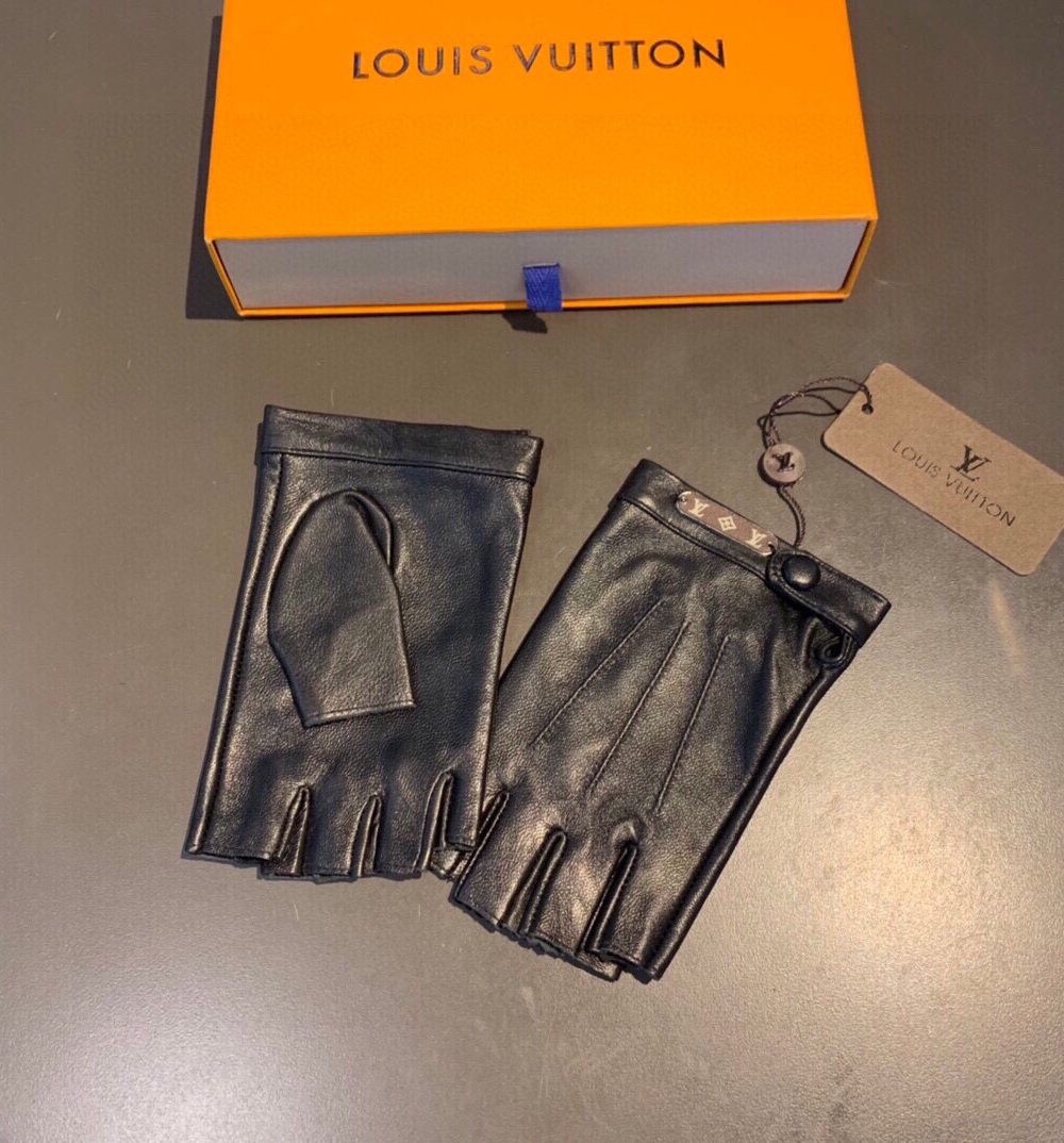 Louis Vuitton Gloves In Black