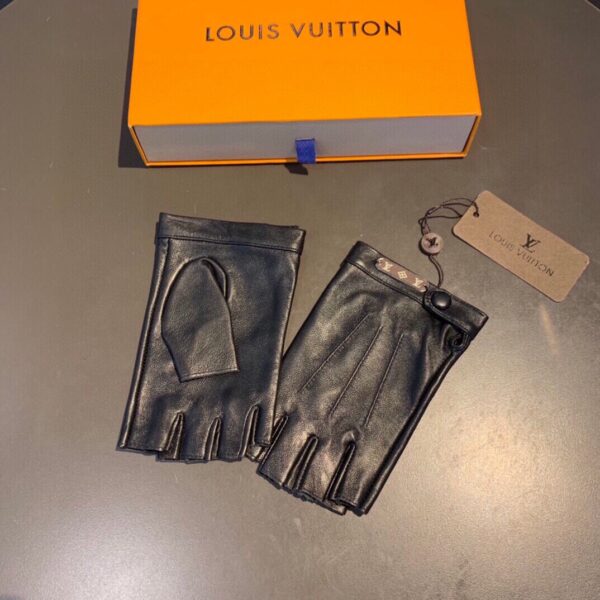 Louis Vuitton Gloves In Black