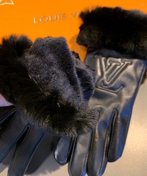 Louis Vuitton Gloves In Black