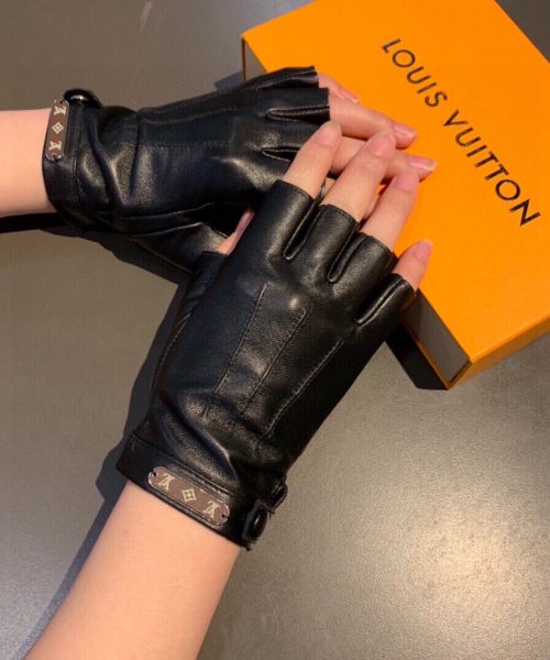 Louis Vuitton Gloves In Black
