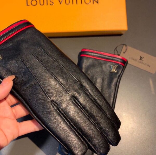 Louis Vuitton Gloves In Black