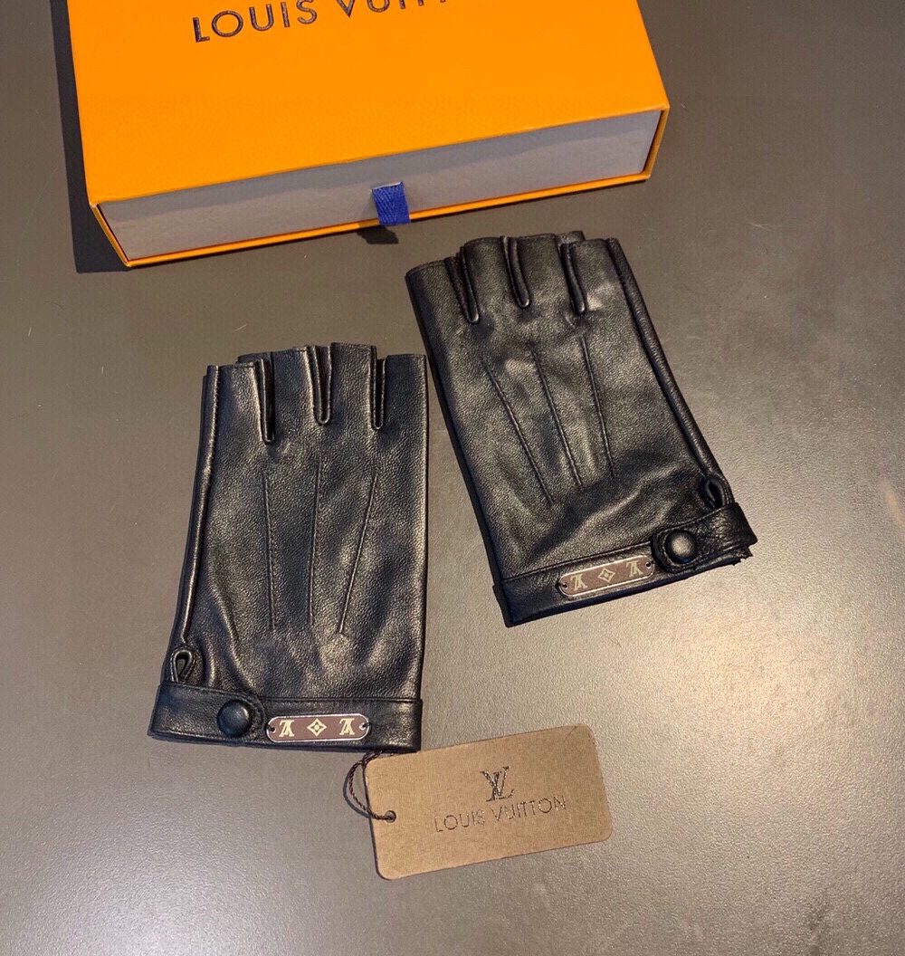Louis Vuitton Gloves In Black