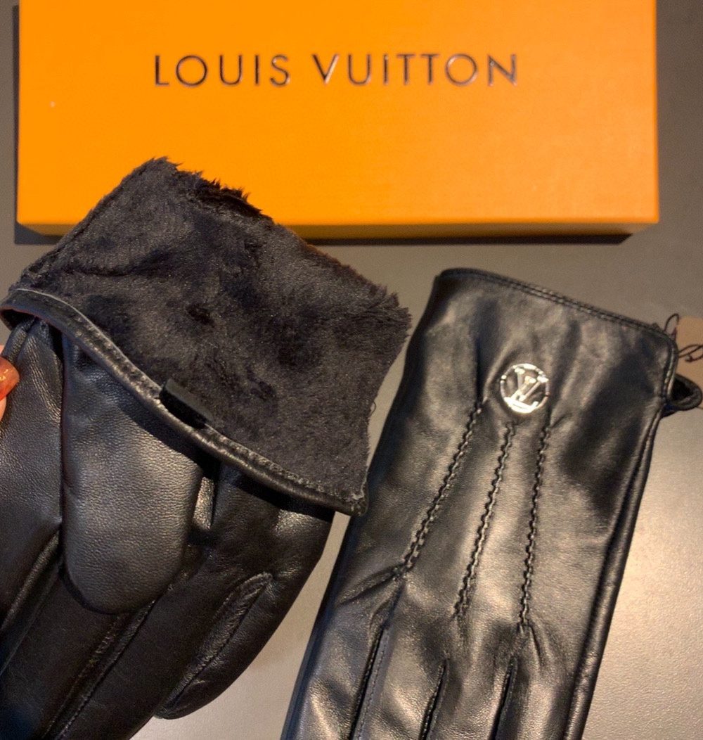 Louis Vuitton Gloves In Black