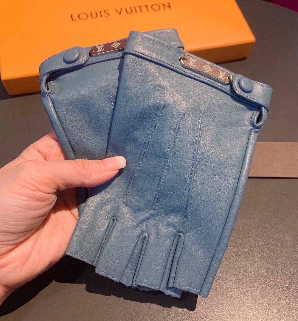 Louis Vuitton Gloves In Blue