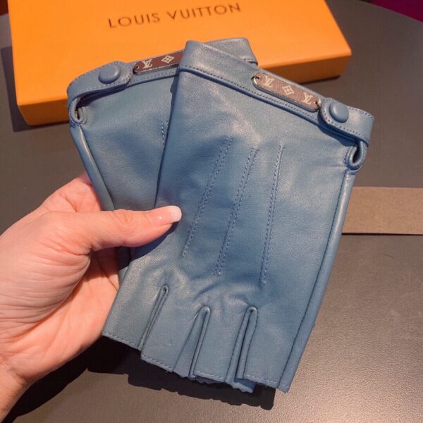 Louis Vuitton Gloves In Blue