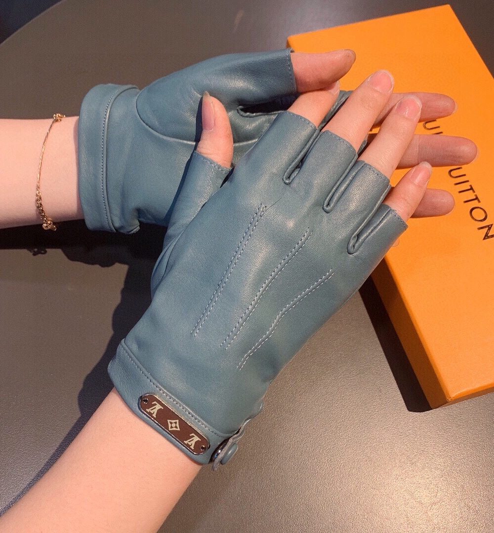 Louis Vuitton Gloves In Blue