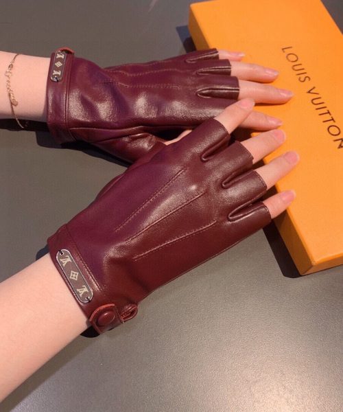 Louis Vuitton Gloves In Burgundy