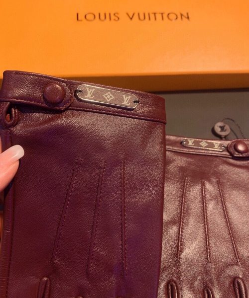 Louis Vuitton Gloves In Burgundy