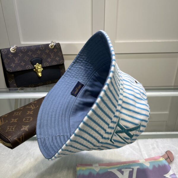 Louis Vuitton Graphical Bucket Hat White LV Cap