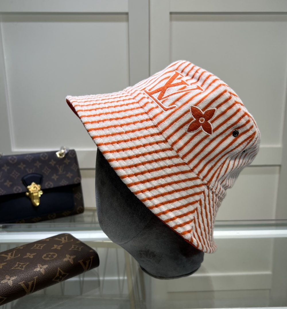 Louis Vuitton Graphical Bucket Hat White LV Cap