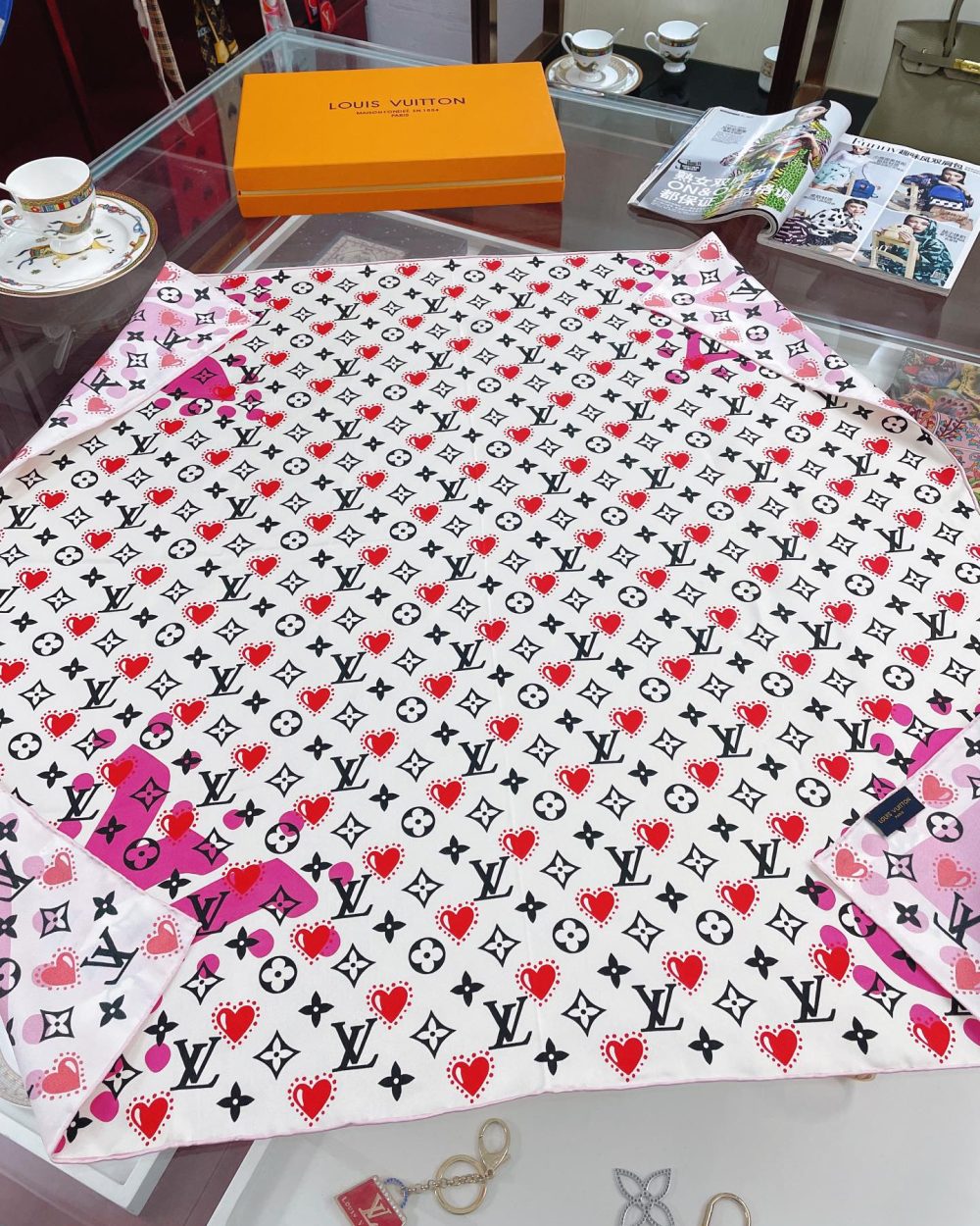 Louis Vuitton I LV U Pink Square Scarf 90cm/35in M77354 