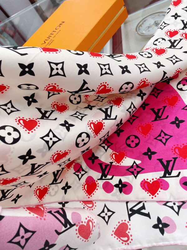 Louis Vuitton I LV U Pink Square Scarf 90cm/35in M77354 