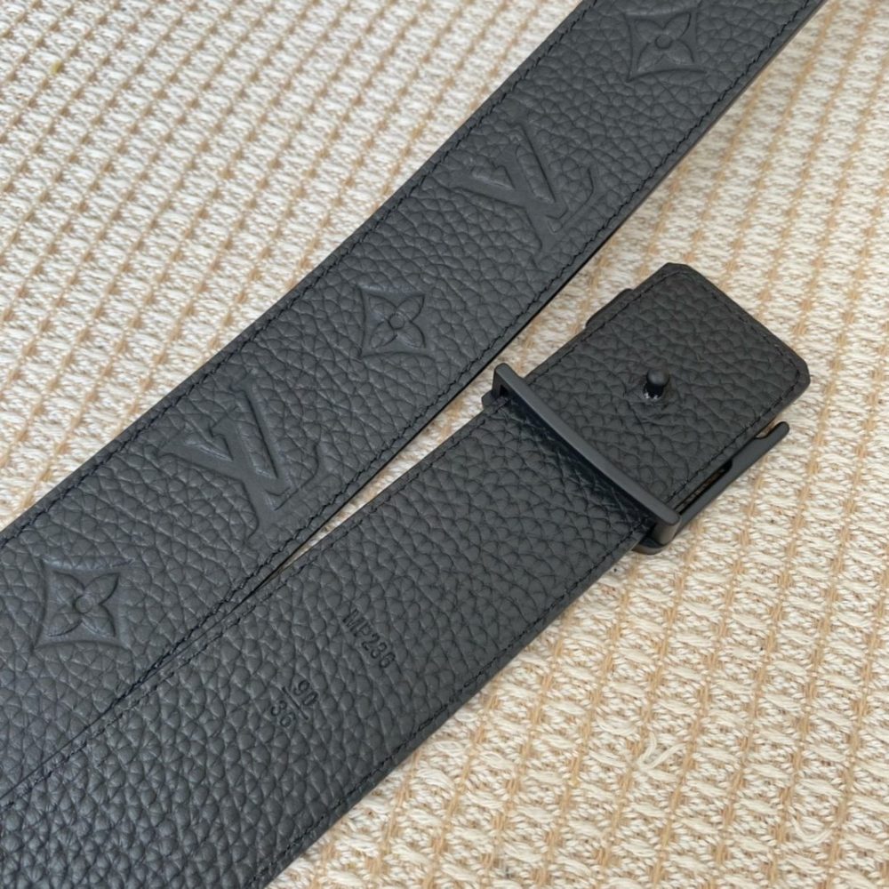 1:1 Replica Louis Vuitton Iconic Reversible LV Belt Black LV Women Belt - Image 4