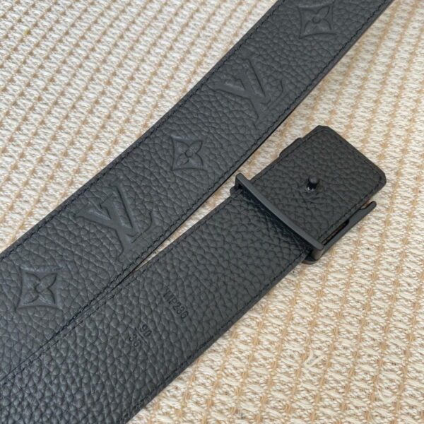 1:1 Replica Louis Vuitton Iconic Reversible LV Belt Black LV Women Belt