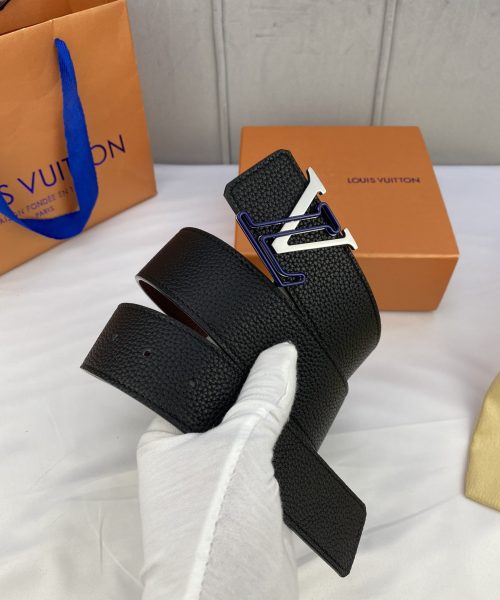 1:1 Replica Louis Vuitton Iconic Reversible LV Belt Black LV Women Belt