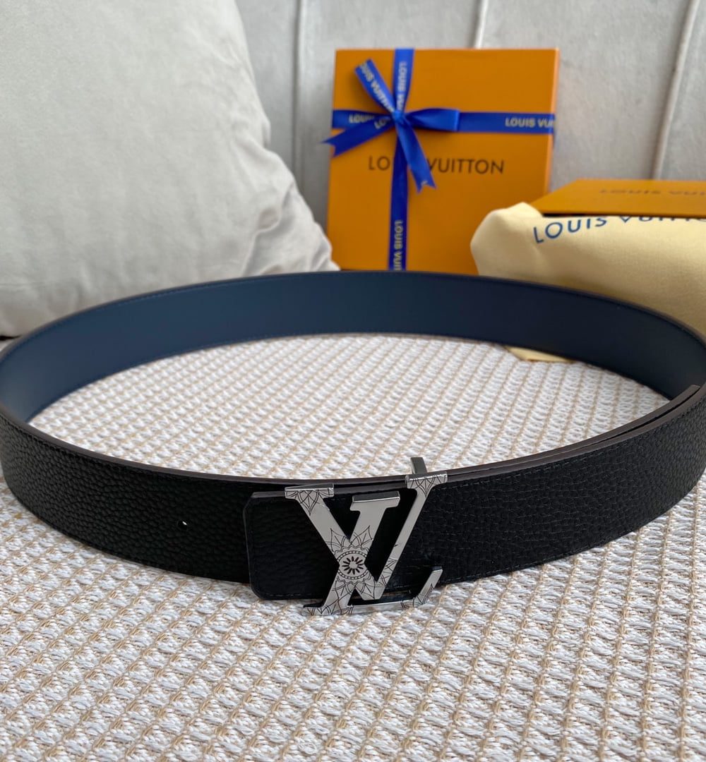 1:1 Replica Louis Vuitton Iconic Reversible LV Belt Black LV Women Belt