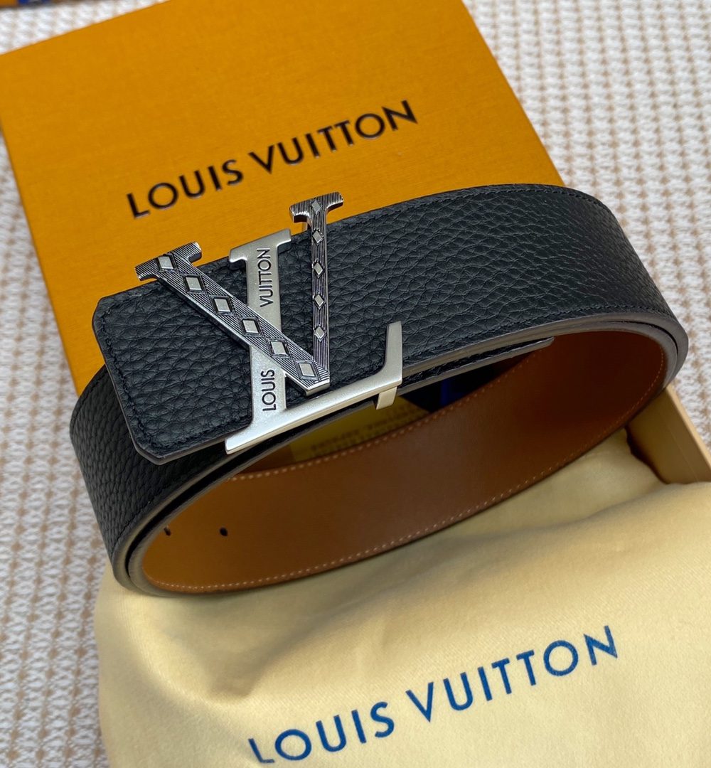 1:1 Replica Louis Vuitton Iconic Reversible LV Belt Black LV Women Belt
