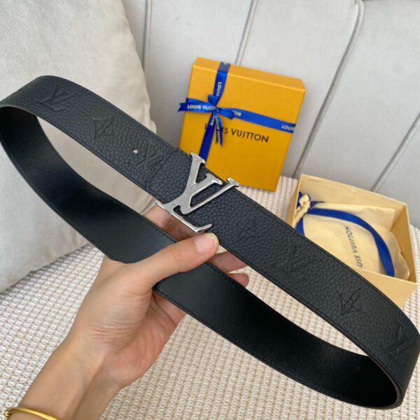 1:1 Replica Louis Vuitton Iconic Reversible LV Belt Black LV Women Belt