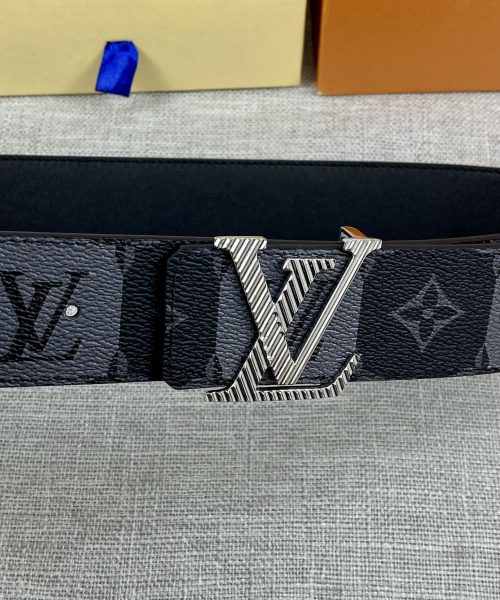 1:1 Replica Louis Vuitton Iconic Reversible LV Belt Black LV Women Belt