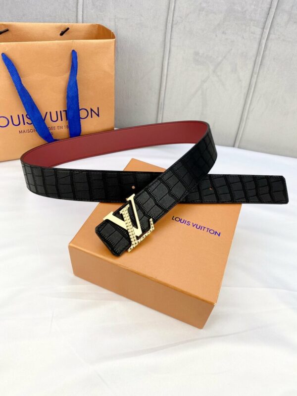 1:1 Replica Louis Vuitton Iconic Reversible LV Belt Black LV Women Belt