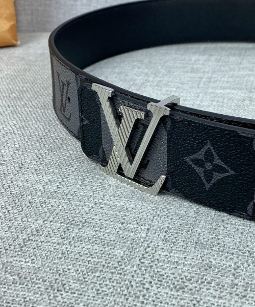 1:1 Replica Louis Vuitton Iconic Reversible LV Belt Black LV Women Belt