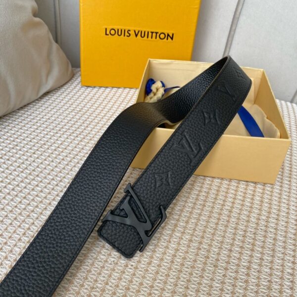 1:1 Replica Louis Vuitton Iconic Reversible LV Belt Black LV Women Belt