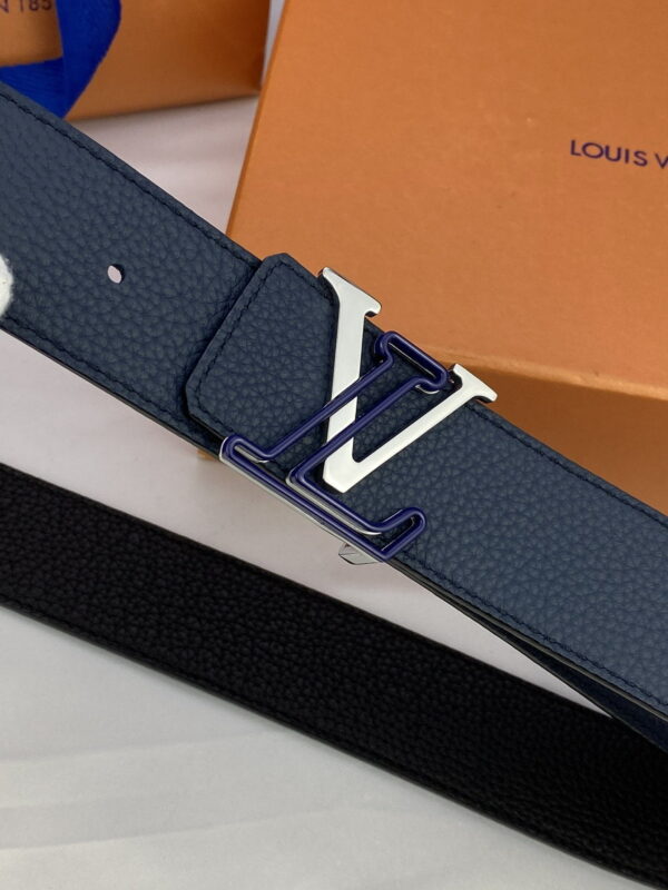 1:1 Replica Louis Vuitton Iconic Reversible LV Belt Black LV Women Belt