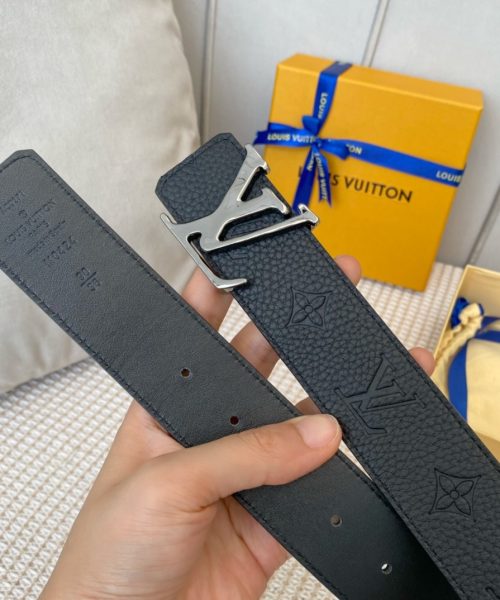 1:1 Replica Louis Vuitton Iconic Reversible LV Belt Black LV Women Belt