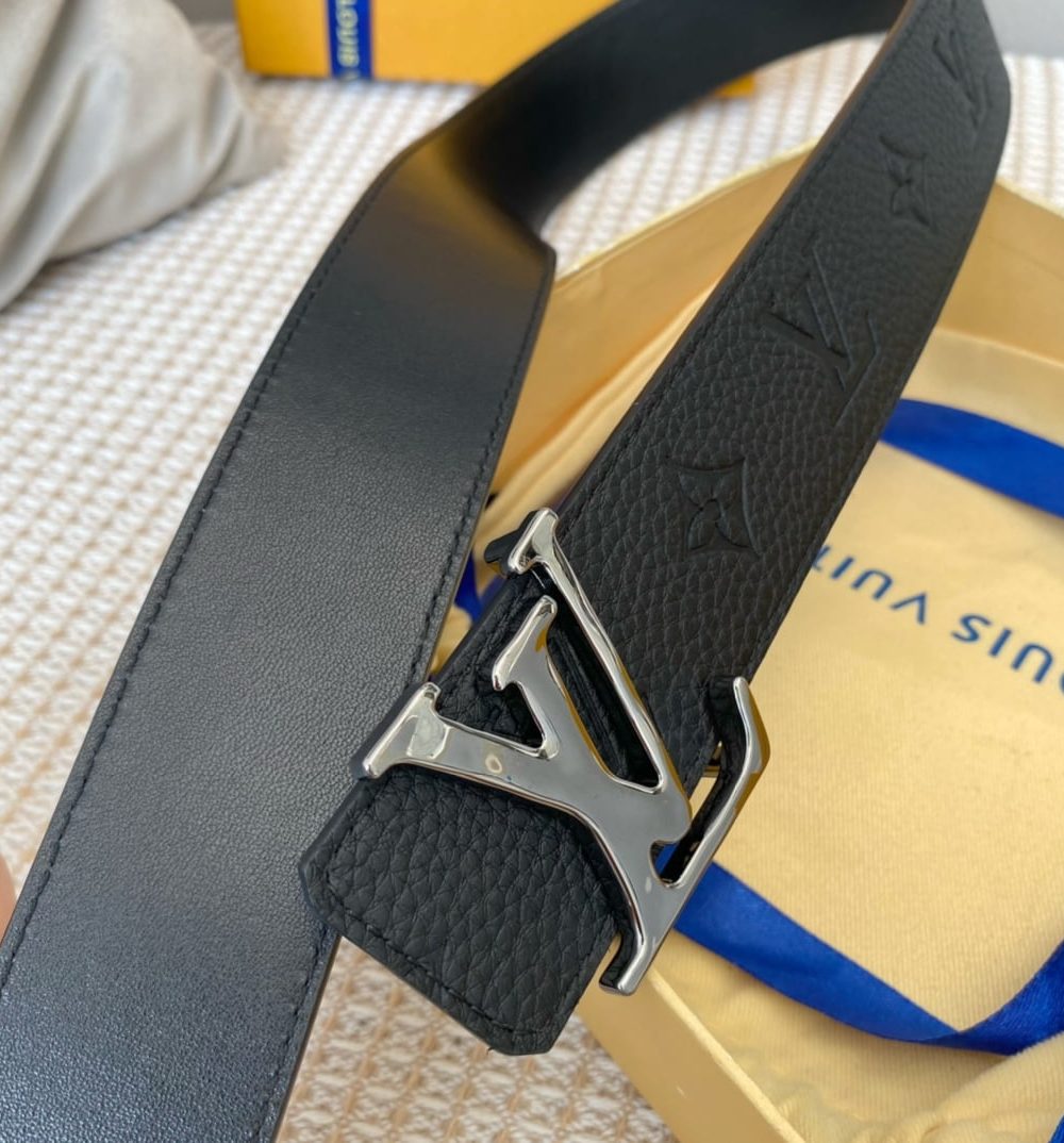 1:1 Replica Louis Vuitton Iconic Reversible LV Belt Black LV Women Belt