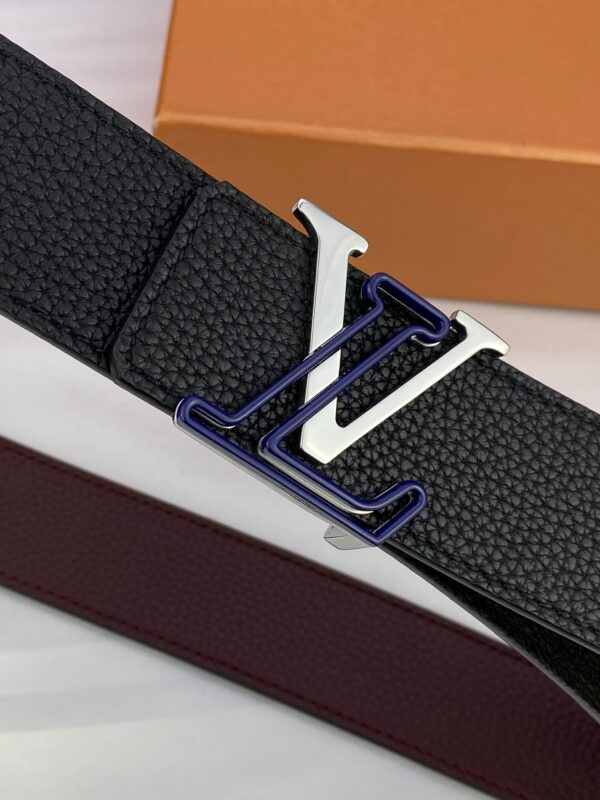 1:1 Replica Louis Vuitton Iconic Reversible LV Belt Black LV Women Belt