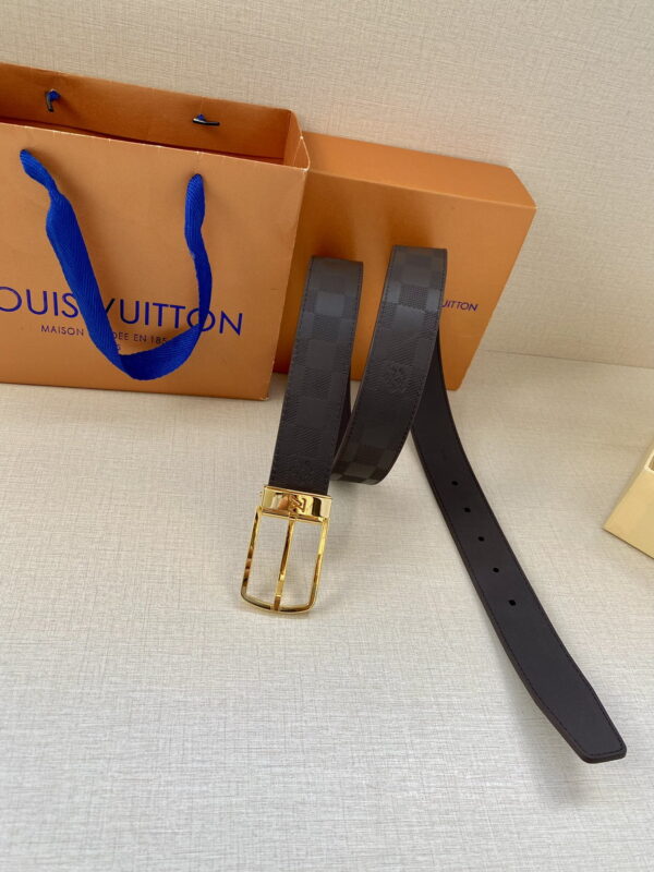1:1 Replica Louis Vuitton Iconic Reversible LV Belt Black LV Women Belt