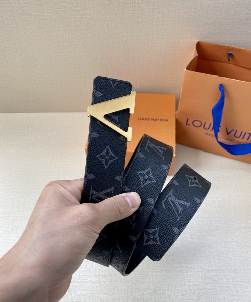 1:1 Replica Louis Vuitton Iconic Reversible LV Belt Black LV Women Belt