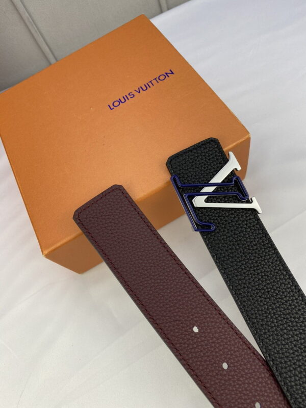 1:1 Replica Louis Vuitton Iconic Reversible LV Belt Black LV Women Belt