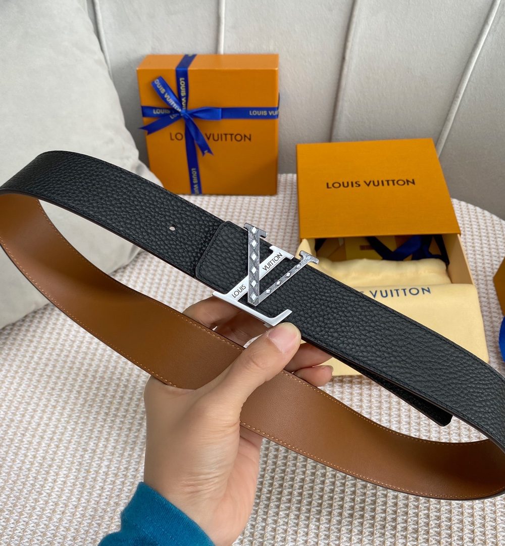 1:1 Replica Louis Vuitton Iconic Reversible LV Belt Black LV Women Belt