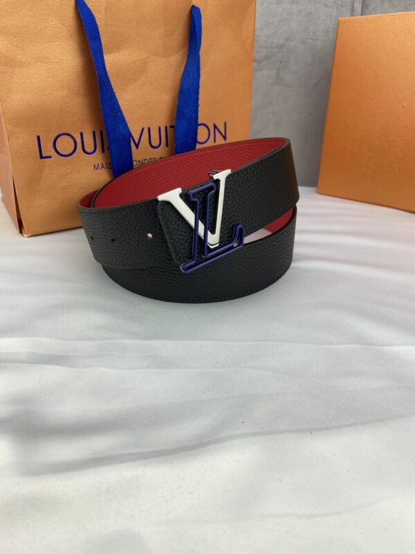 1:1 Replica Louis Vuitton Iconic Reversible LV Belt Black LV Women Belt
