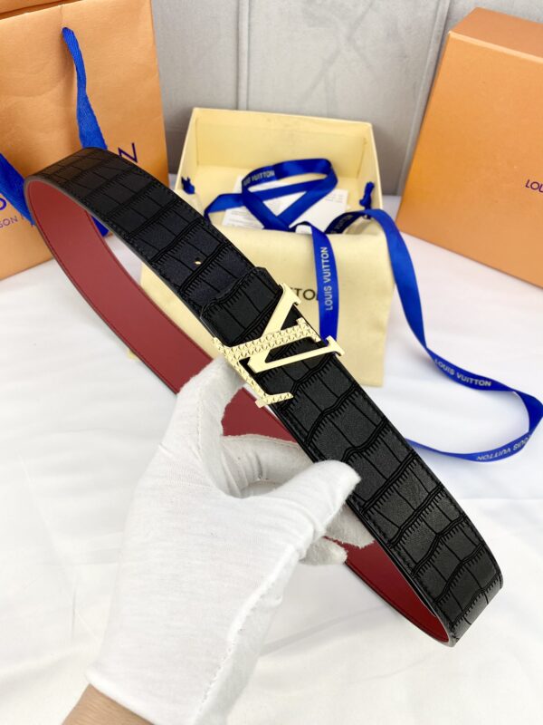 1:1 Replica Louis Vuitton Iconic Reversible LV Belt Black LV Women Belt