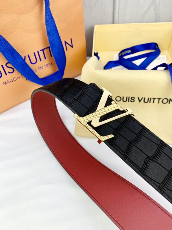 1:1 Replica Louis Vuitton Iconic Reversible LV Belt Black LV Women Belt