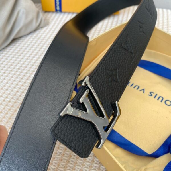 1:1 Replica Louis Vuitton Iconic Reversible LV Belt Black LV Women Belt