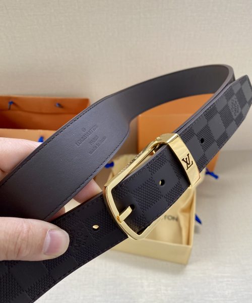 1:1 Replica Louis Vuitton Iconic Reversible LV Belt Black LV Women Belt