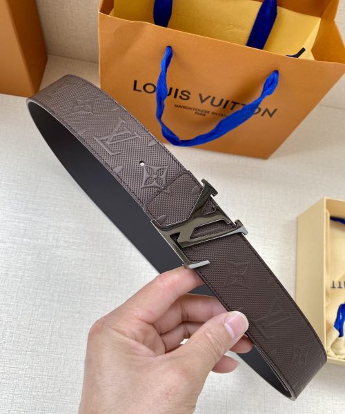 1:1 Replica Louis Vuitton Iconic Reversible LV Belt Brown LV Women Belt