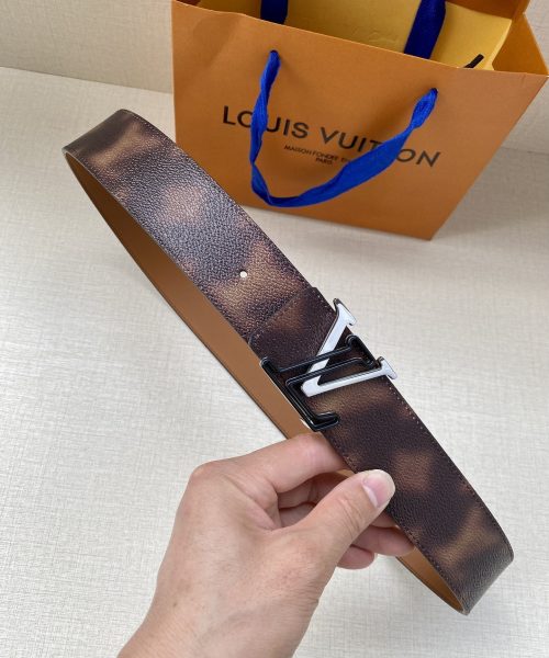 1:1 Replica Louis Vuitton Iconic Reversible LV Belt Brown LV Women Belt