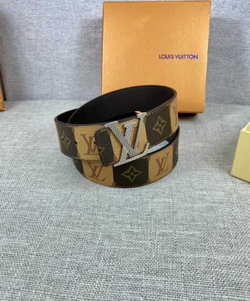 1:1 Replica Louis Vuitton Iconic Reversible LV Belt Brown LV Women Belt
