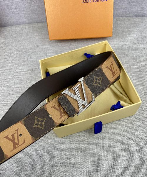 1:1 Replica Louis Vuitton Iconic Reversible LV Belt Brown LV Women Belt