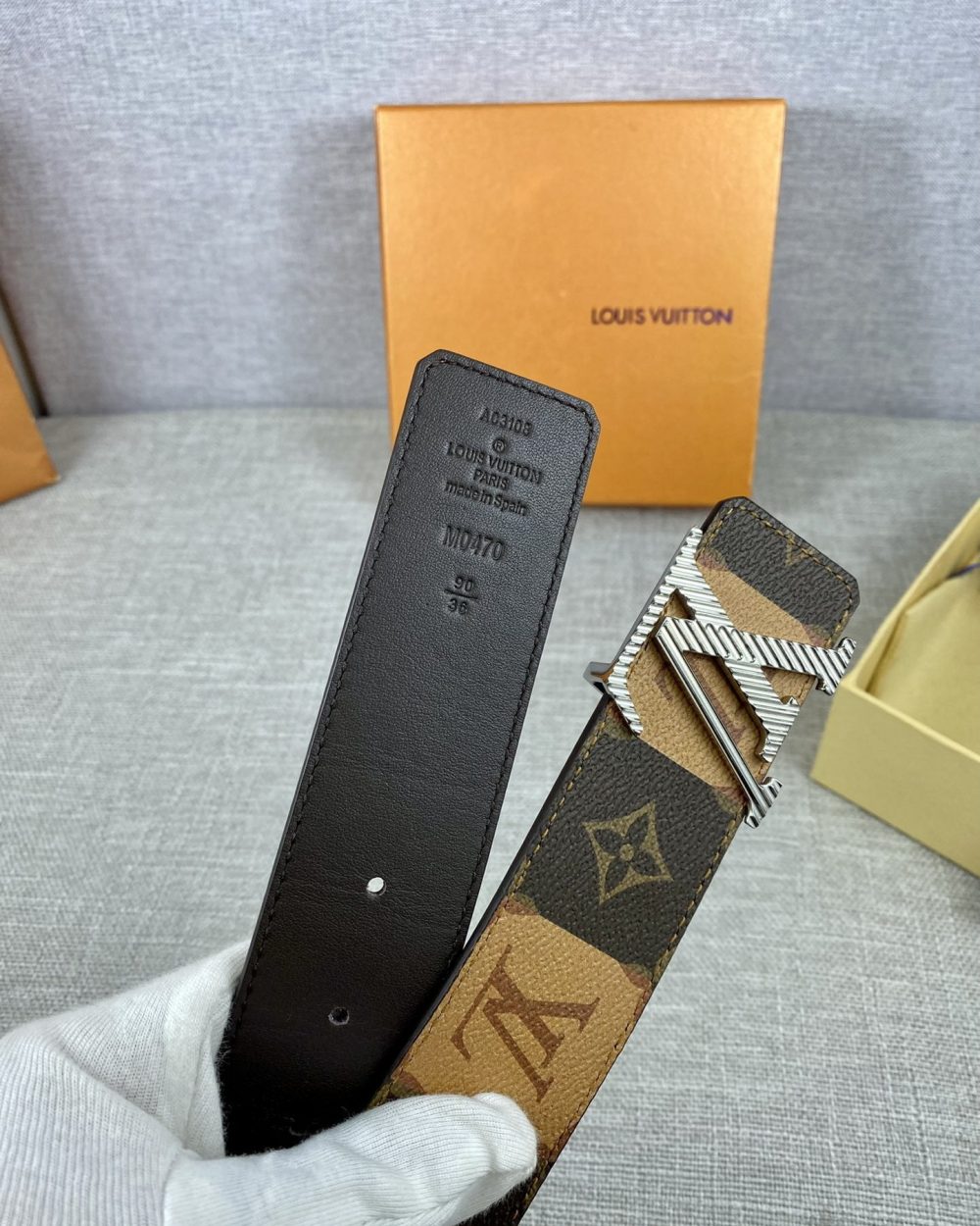 1:1 Replica Louis Vuitton Iconic Reversible LV Belt Brown LV Women Belt