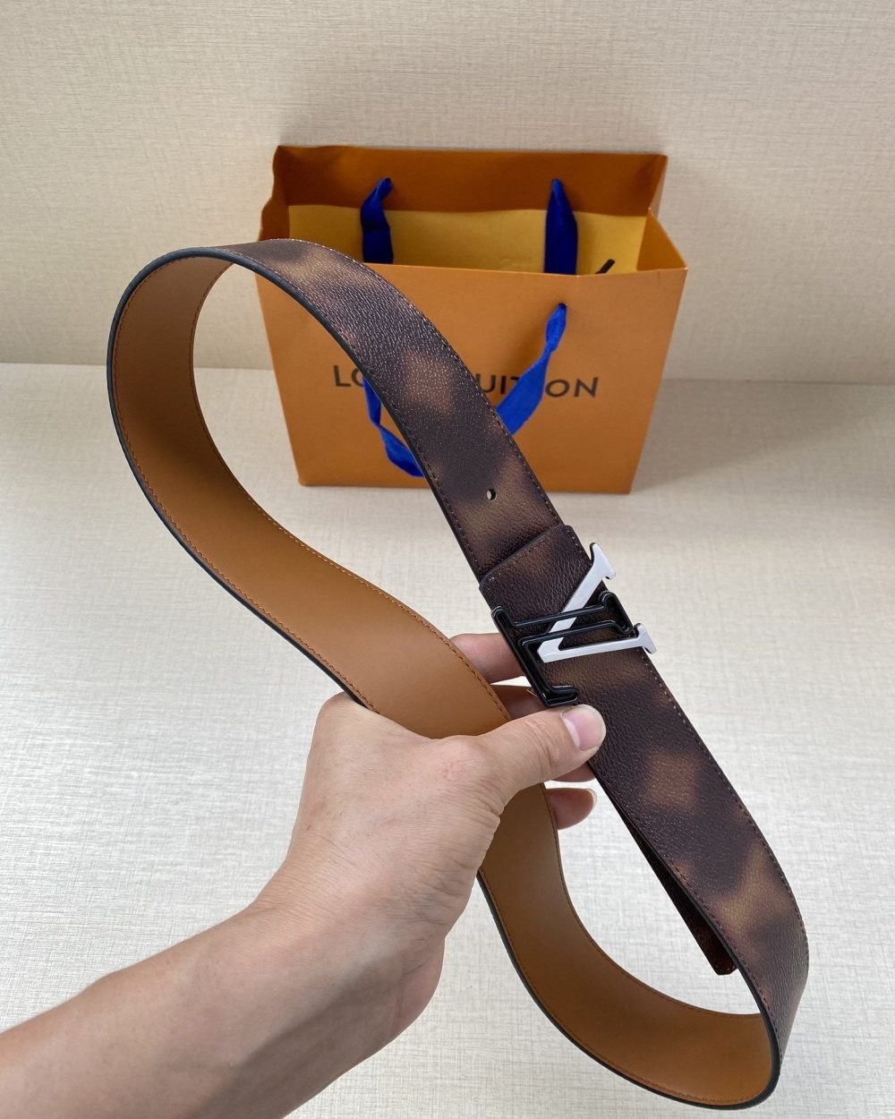 1:1 Replica Louis Vuitton Iconic Reversible LV Belt Brown LV Women Belt