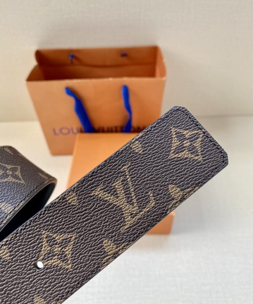 1:1 Replica Louis Vuitton Iconic Reversible LV Belt Brown LV Women Belt
