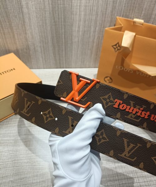 1:1 Replica Louis Vuitton Iconic Reversible LV Belt Brown LV Women Belt