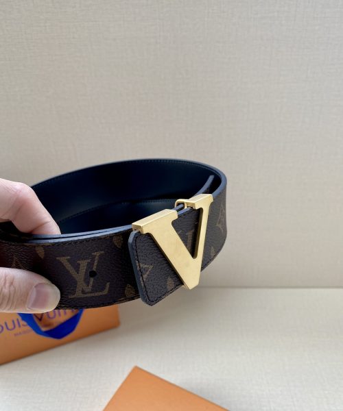1:1 Replica Louis Vuitton Iconic Reversible LV Belt Brown LV Women Belt