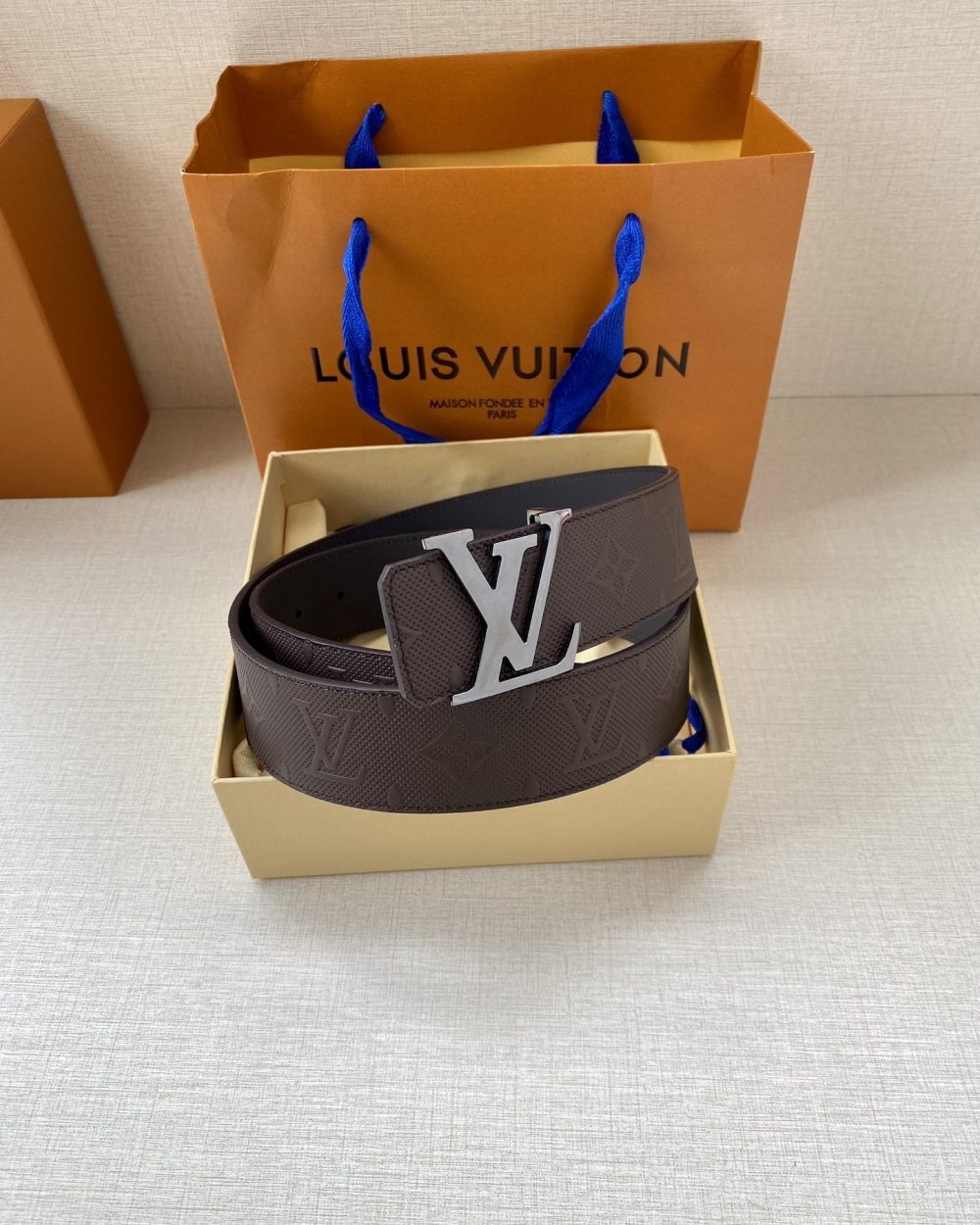 1:1 Replica Louis Vuitton Iconic Reversible LV Belt Brown LV Women Belt